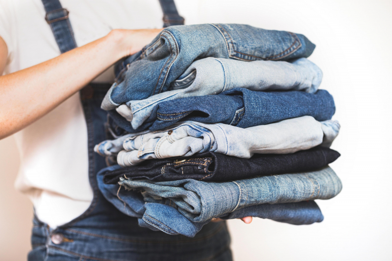 Что делать, если красятся джинсы: простые решения проблемы