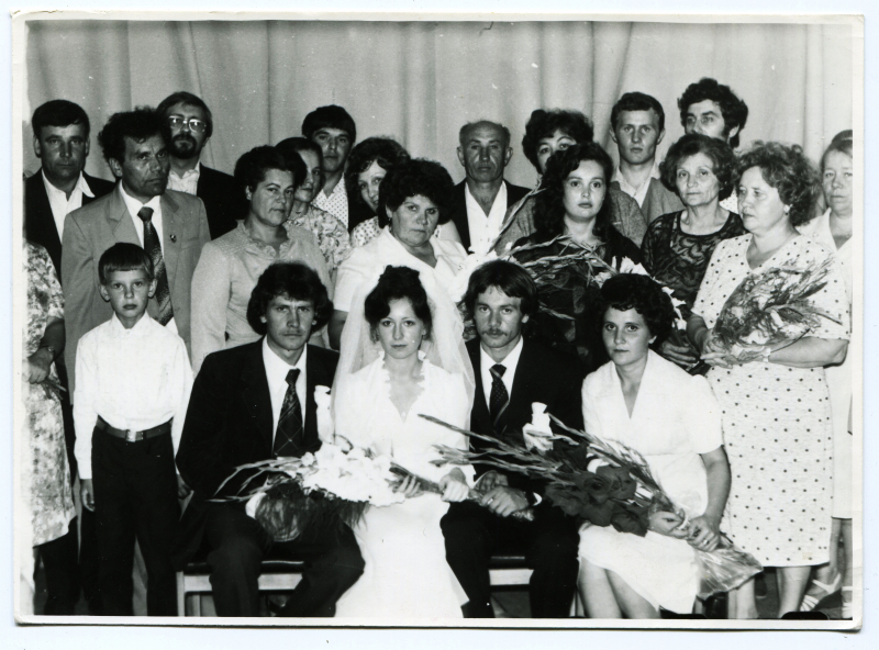 В чем выходили замуж в СССР: 15 свадебных платьев наших мам и бабушек, которые вызывают ностальгию